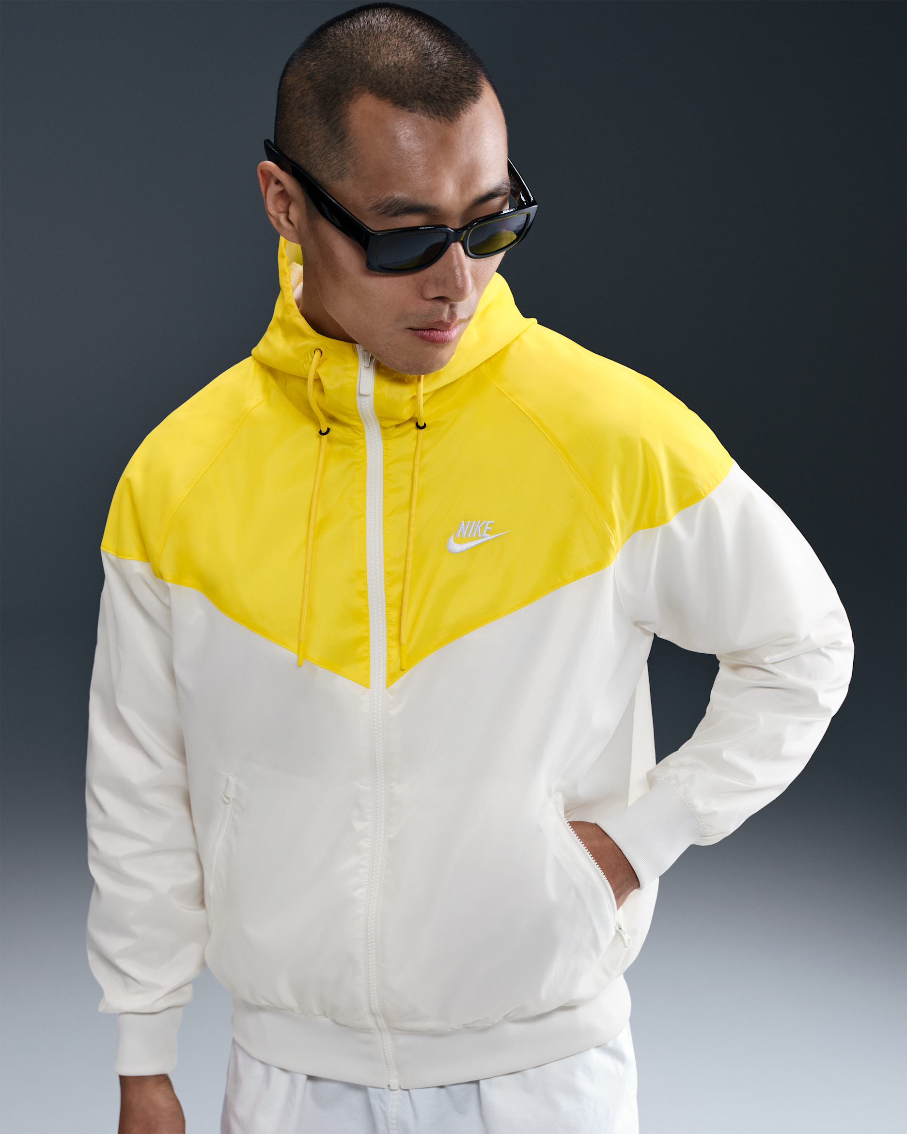 NIKE公式】ナイキ スポーツウェア ウィンドランナー メンズ フーデッド